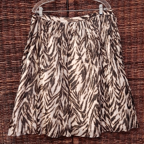 Talbots Women's Skirt Animal Tiger Print Mini Knee Length 100% Cotton A- Line 16 - Picture 3 of 7